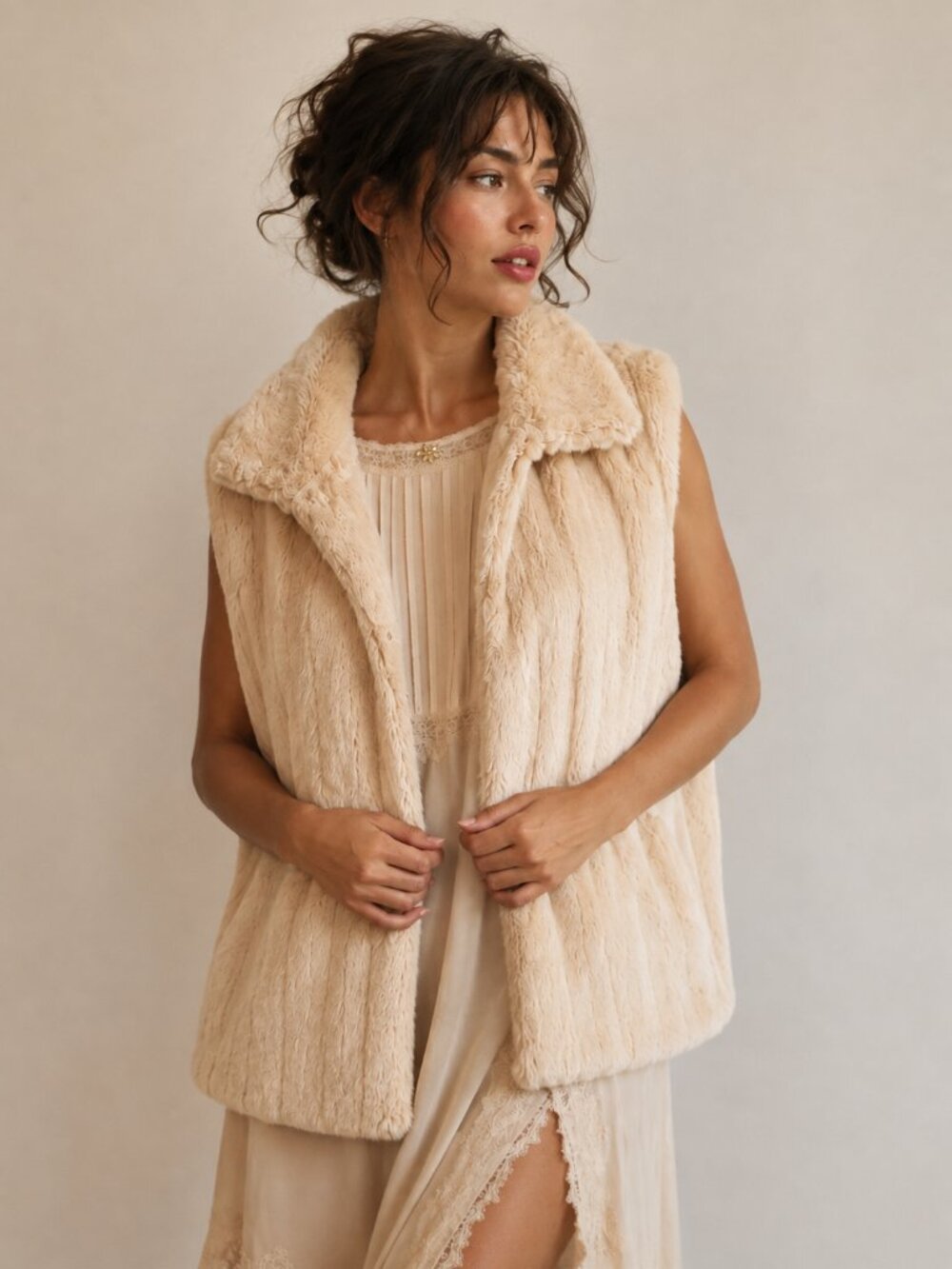 Faux Fur Vest Sleeveless Plush Winter Coat Quiet Luxury